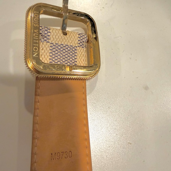Louis Vuitton Damier Azur belt 85/34 main image 4